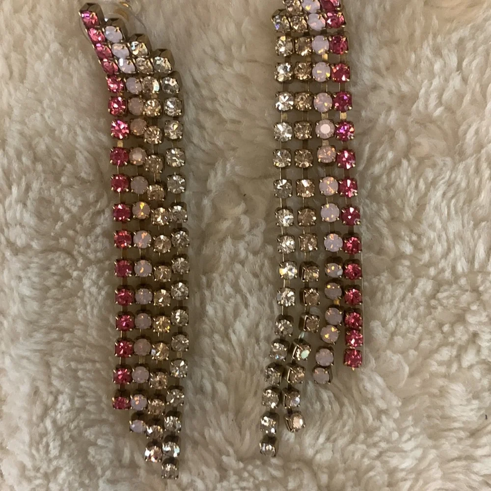 Multi-color dangling earrings